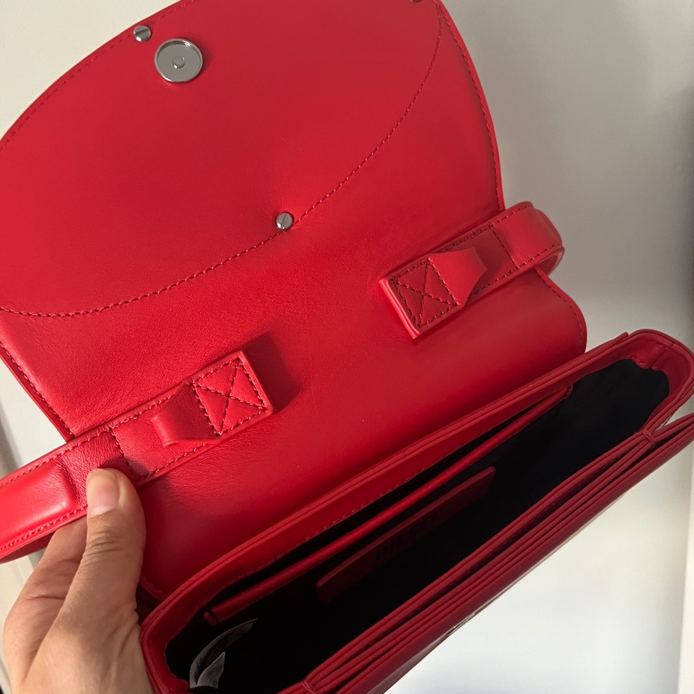 Diesel Red Shoulder Bag with Logo Detail - Picture 6 of 8